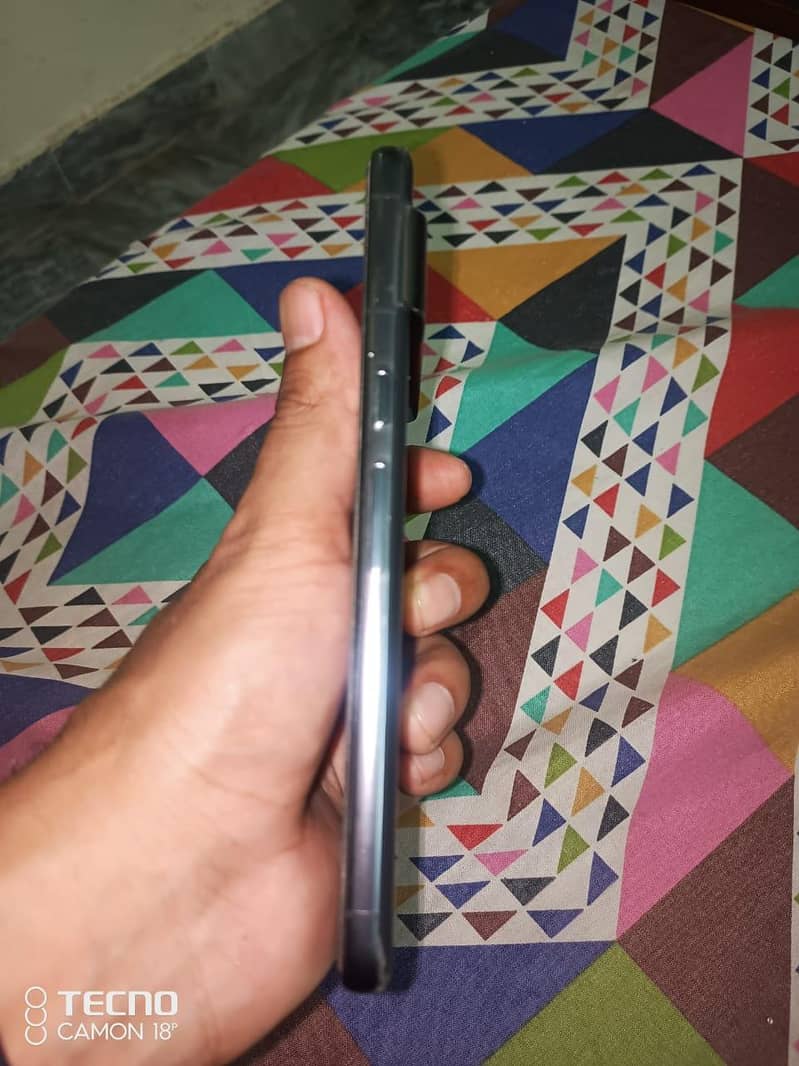 Google pixel 8 pro 4