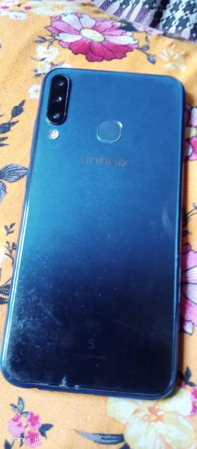 Infinix S4