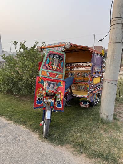 United Rickshaw in good condition for urgent sale