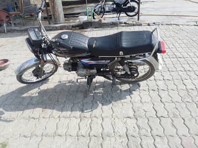 united 20 model condition ap pic ma Dakh sakta ha