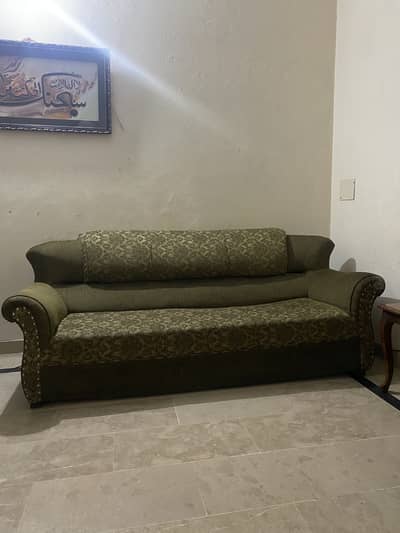 Immaculate sofa set  5 seater