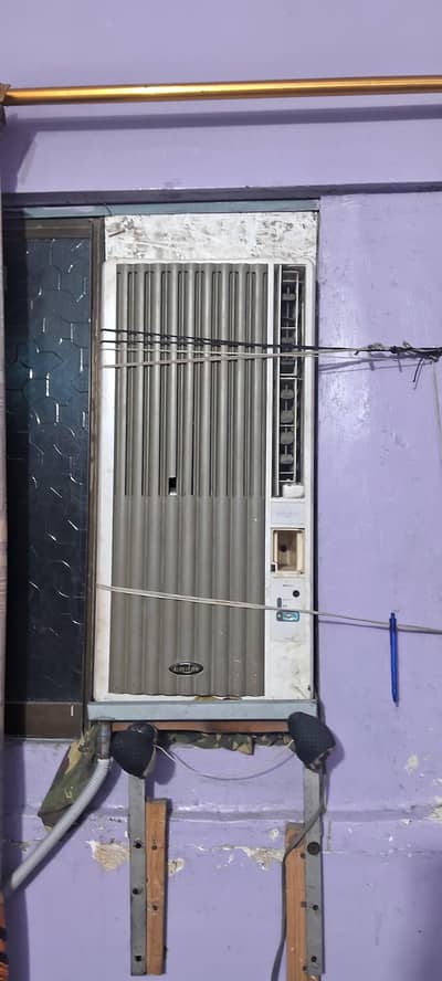 ac garam Hawa de raha he ac kharab h