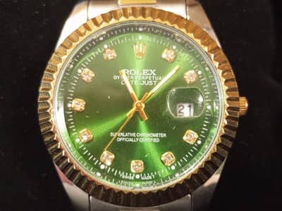 Beautiful Wrist Watches Available in nice Condition