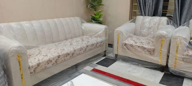 Sofa Set 5 seater bilkul new condition ha use nhi hwa