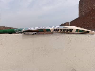 Mb Malik Bubber Sher cricket bat