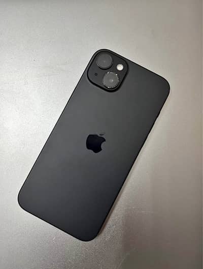 Apple iPhone 15 plus water pack 90 health