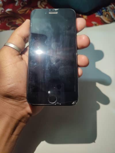 Apple iPhone SE