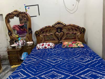 Bed set with big Almari for sale