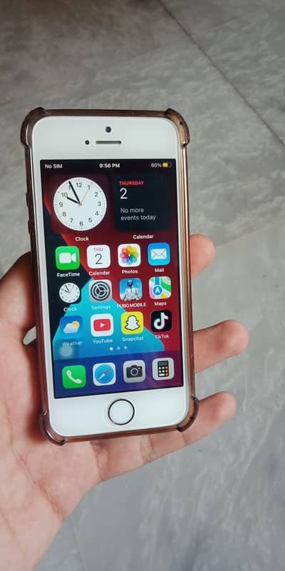 Apple iPhone SE