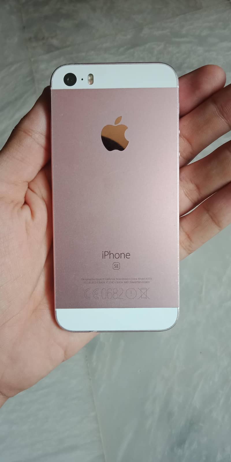Apple iPhone SE 7