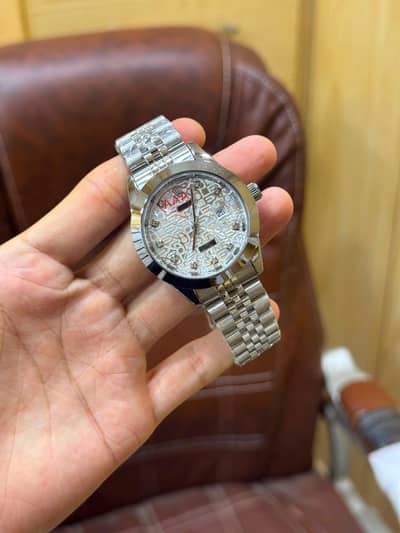 silver colour premium date adjustment watch for man's