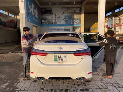 Toyota Corolla GLI 2017-2018