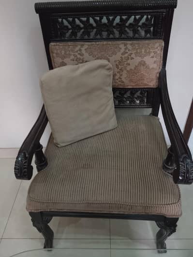 Sofa Set with 2 Chairs