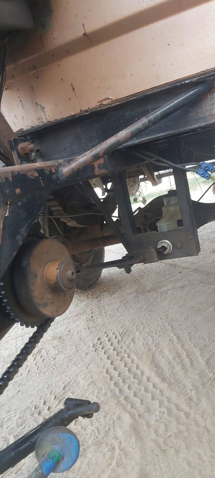 Loader Rickshaw  suzuki spinter 5