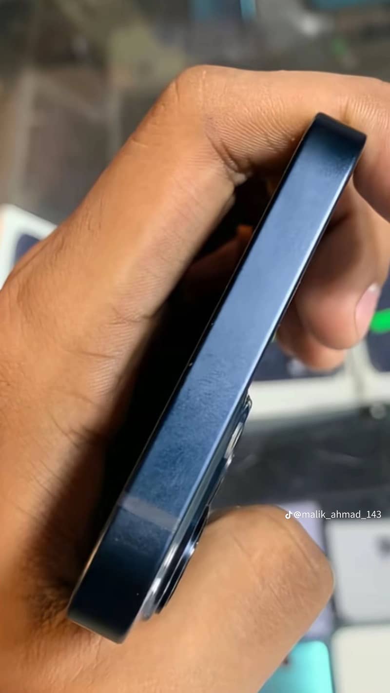 Iphone 13 2