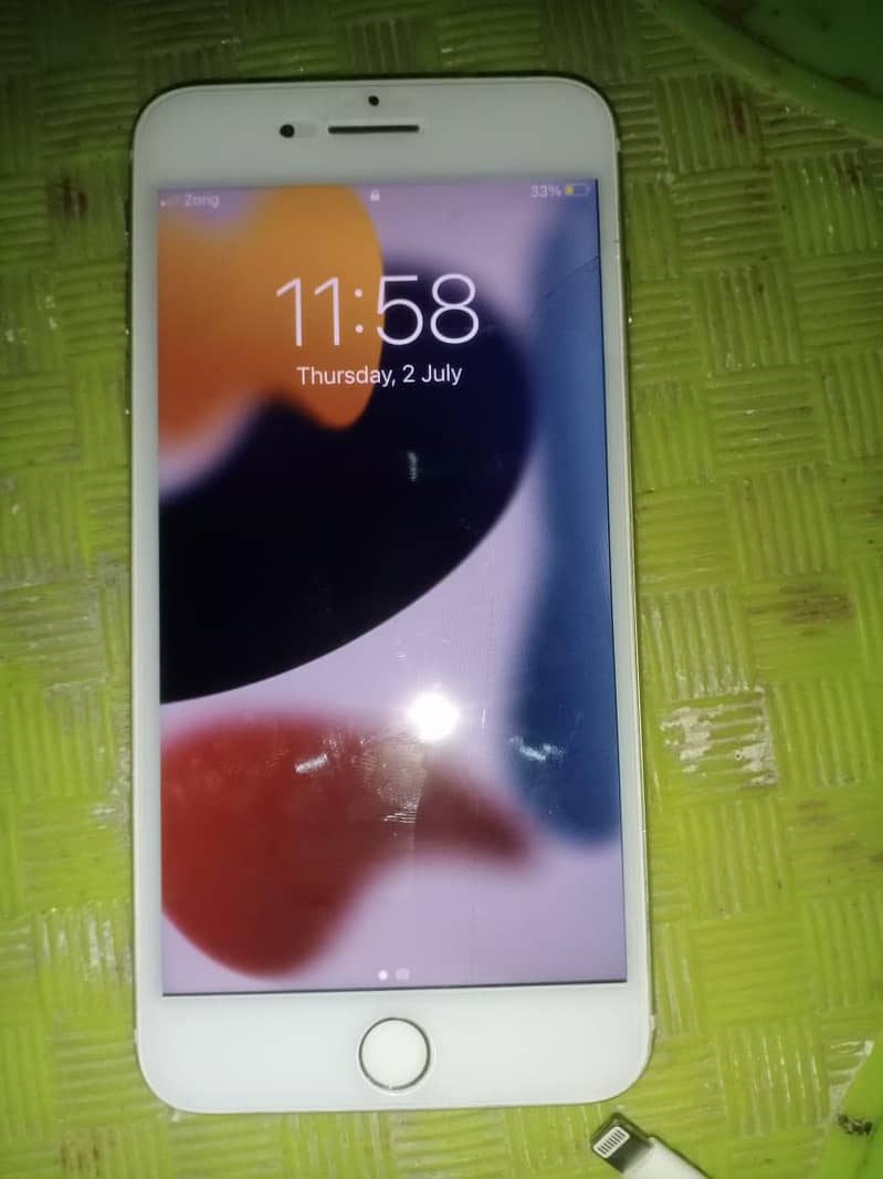 Apple iPhone 7 Plus 3