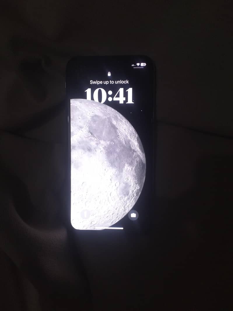 Apple iPhone X 4