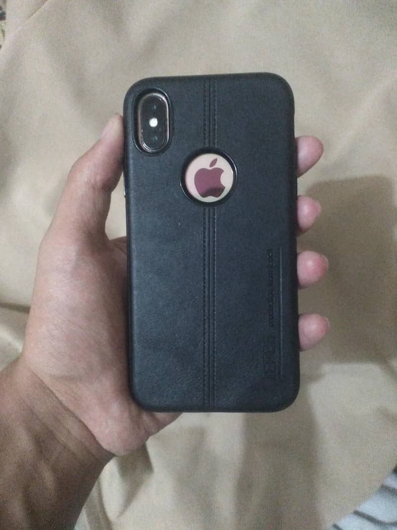 Apple iPhone X 5