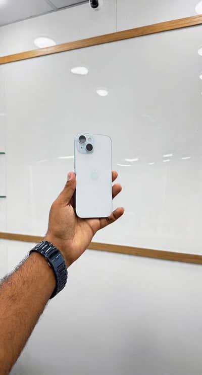 Apple iPhone 15
