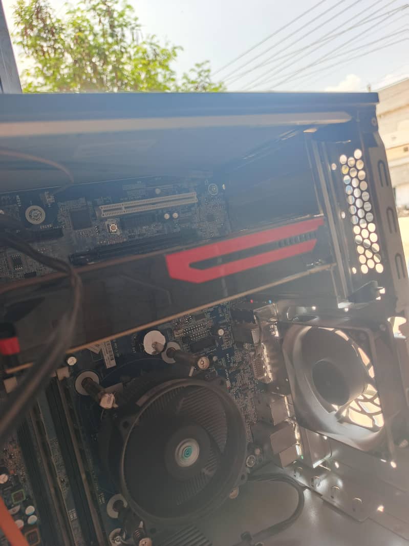 HP Z230 PC 1