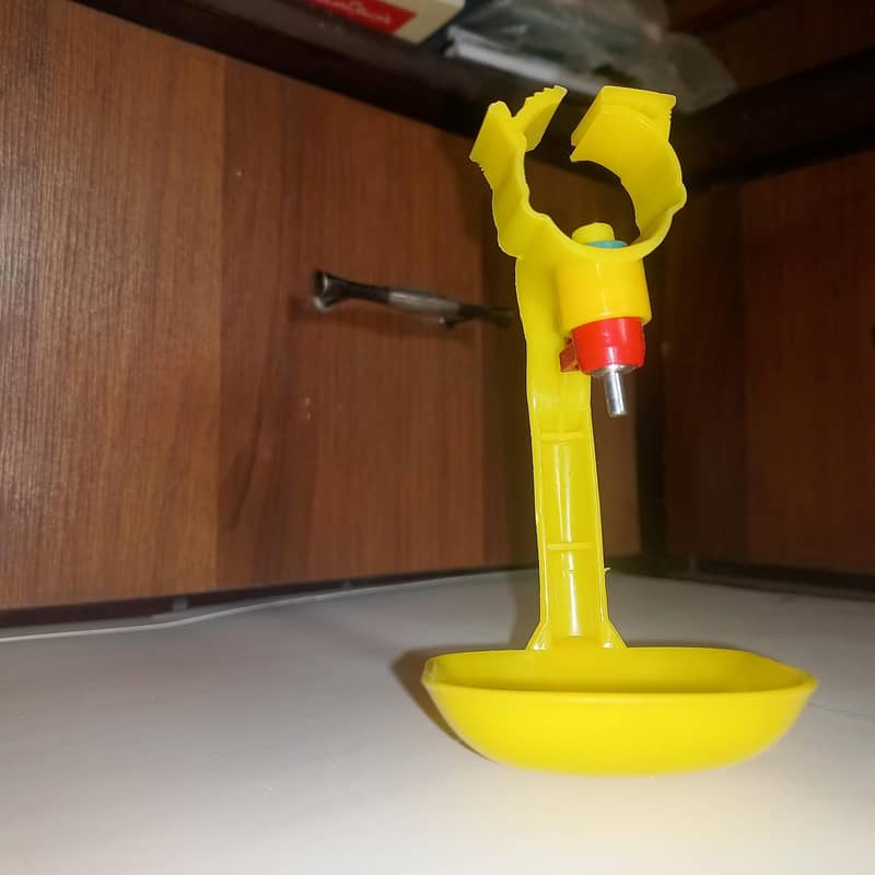 auto drinker 0