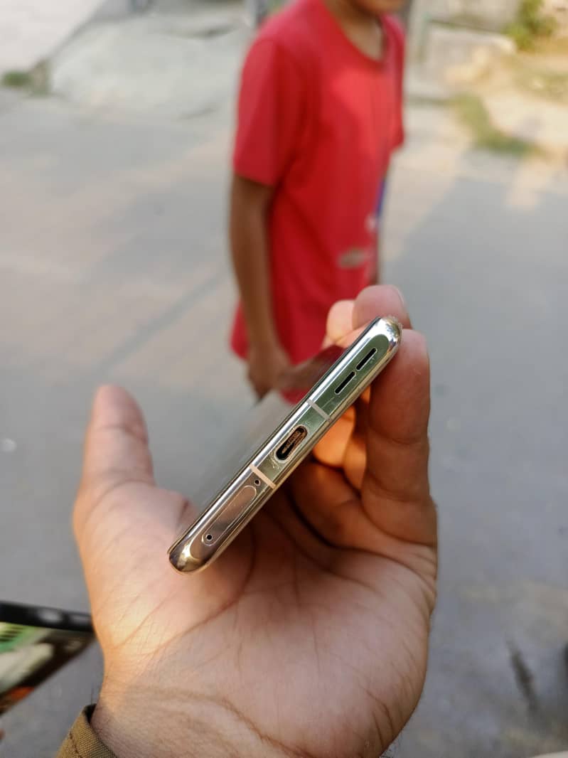 One Plus 11 4