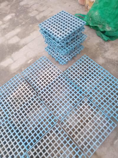 plastic floor for hens. goats etc