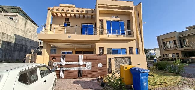 Spacious 8 Marla Corner House for Rent in Bahria Enclave Islamabad