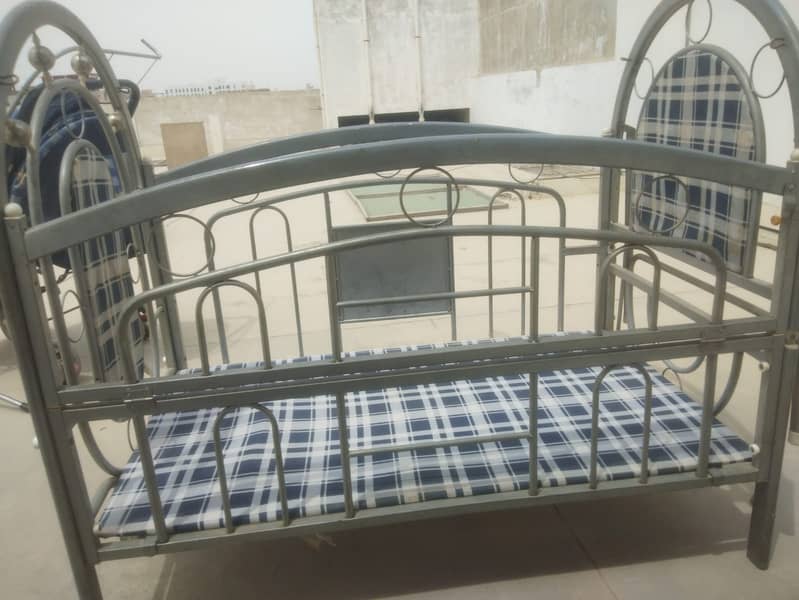 Cot and Pram 5