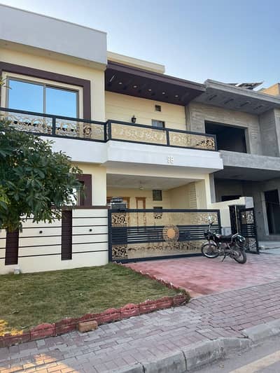 Bahria Enclave Islambad Sector G 8 Marla Brand New Park Face Owner Build House Available For Sale