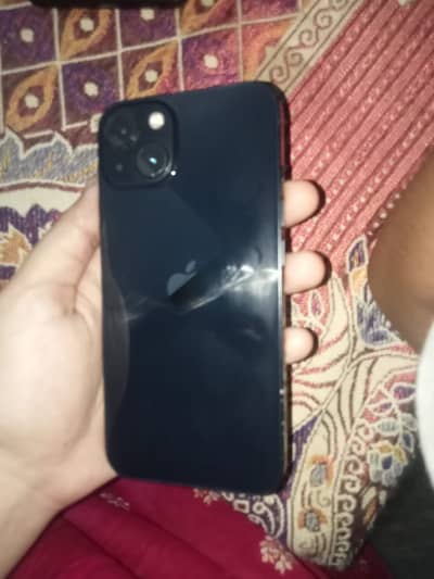 Apple iPhone 13