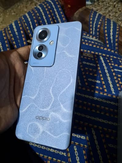 OPPO Reno 11F 5g.    8+4/256 Display finger