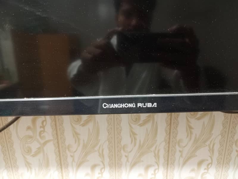 Simple LCD Changhong Ruba 45-49 inch. 0