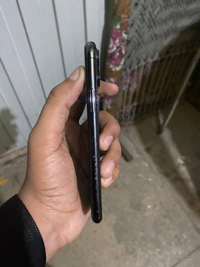 Apple iPhone 11 Pro