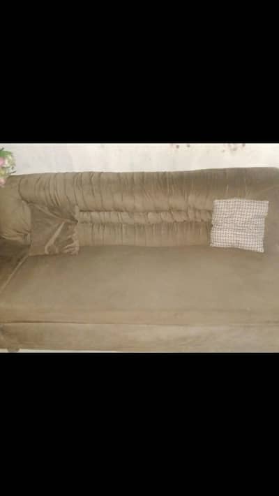 5 seater sofa set 10by 10 condition