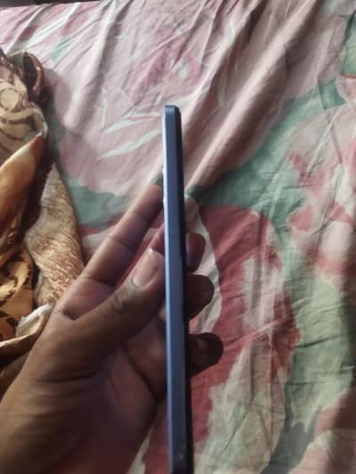 Vivo Y17s
