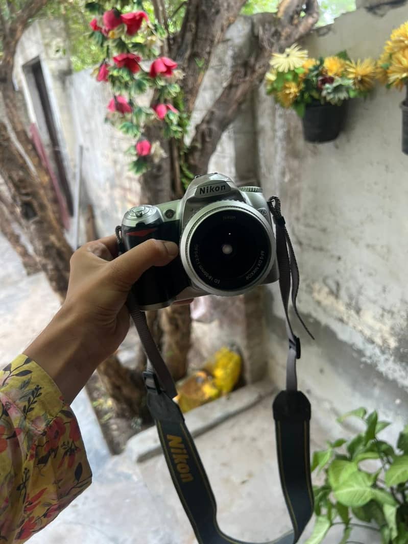 Nikon camera d50 1