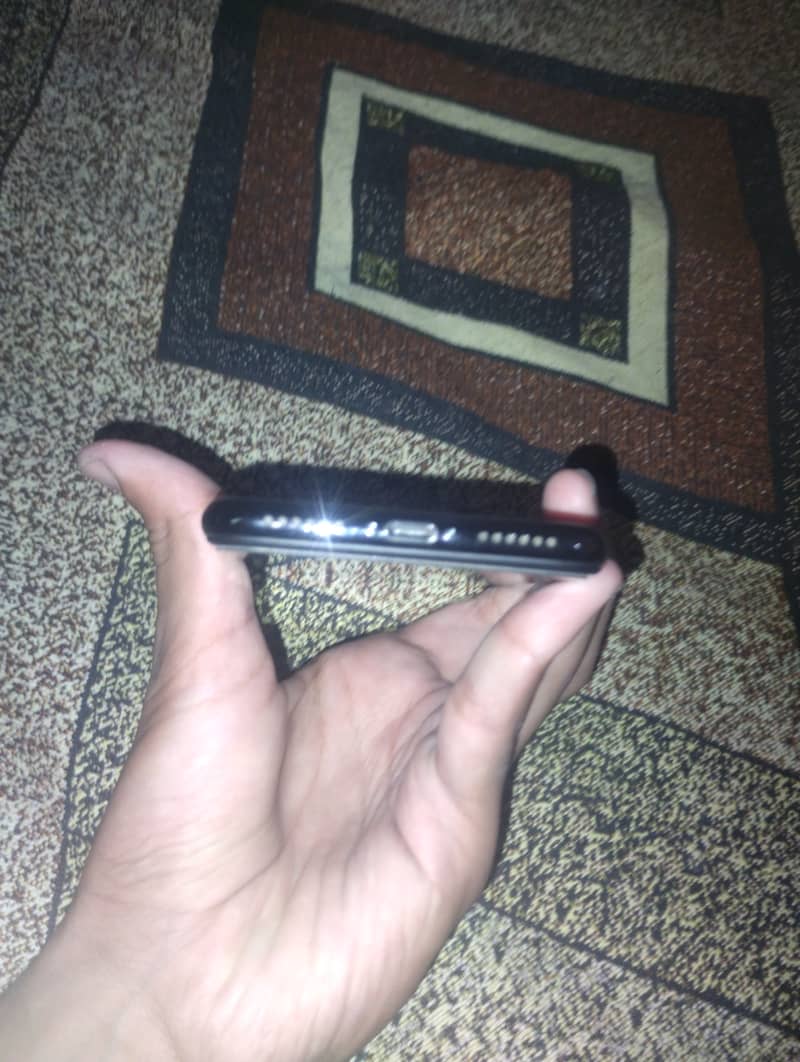 Apple iPhone X 2