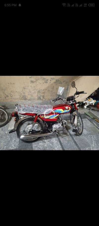 WW1Honda 70 New condition