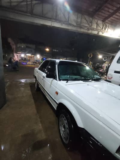 Nissan Sunny 1987