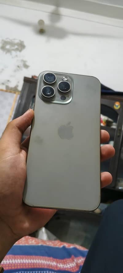 Apple iPhone 15 Pro Max