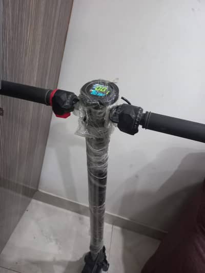Hover-1 Scooty Electric - Reachargeable Used Condition