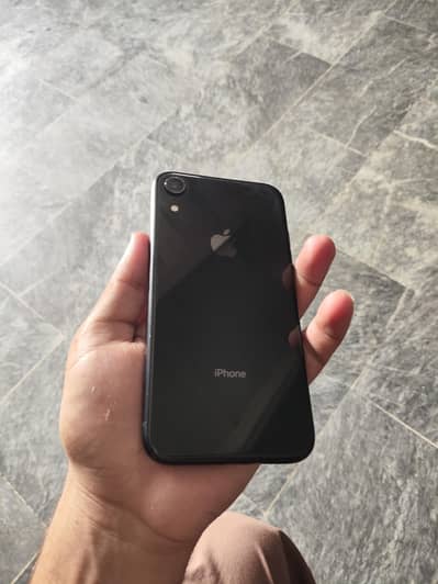 Apple iPhone XR