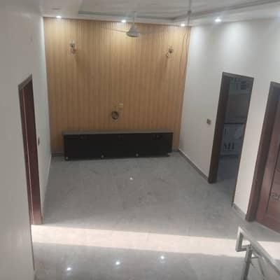 5 MARLA UPPER PORTION AVAILABLE FOR RENT