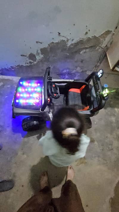 kids jeeb new condition