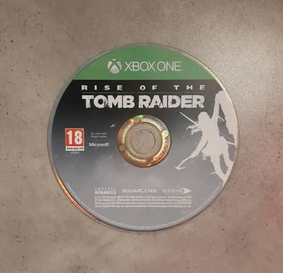 Xbox One Rise of the Tomb Raider Original cd Mint condition