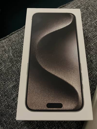 iPhone 15 Pro Max 256GB (Natural Titanium)  Factory Unlocked