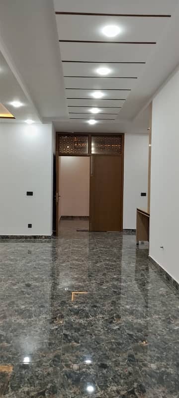 Perfect 1 Kanal Upper Portion In MPCHS - Block B For rent