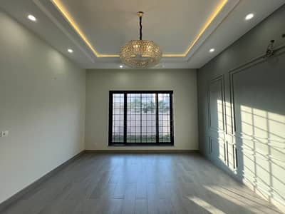 1 Kanal Upper Portion For Rent In DHA Phase 7 - Separate Entrance