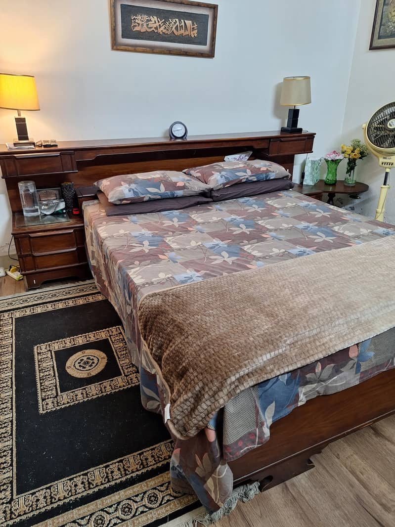 complete bed set with dressing table 0